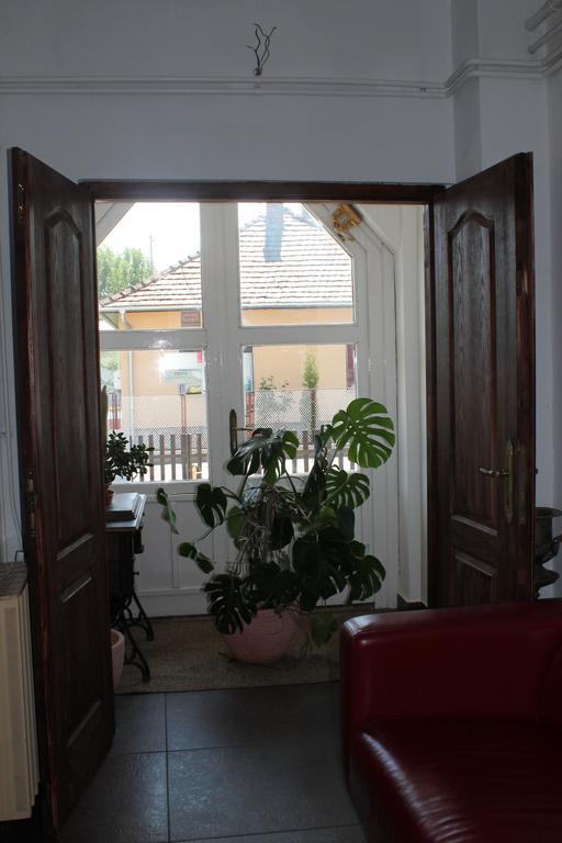 Ferienwohnung Bestapartman Balatonboglár Zimmer foto