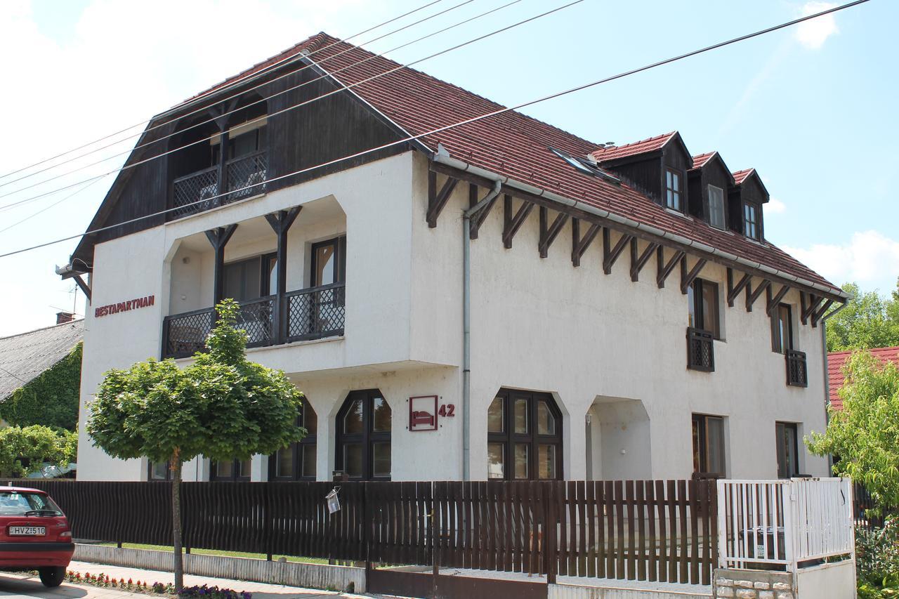 Bestapartman Balatonboglár Exterior foto
